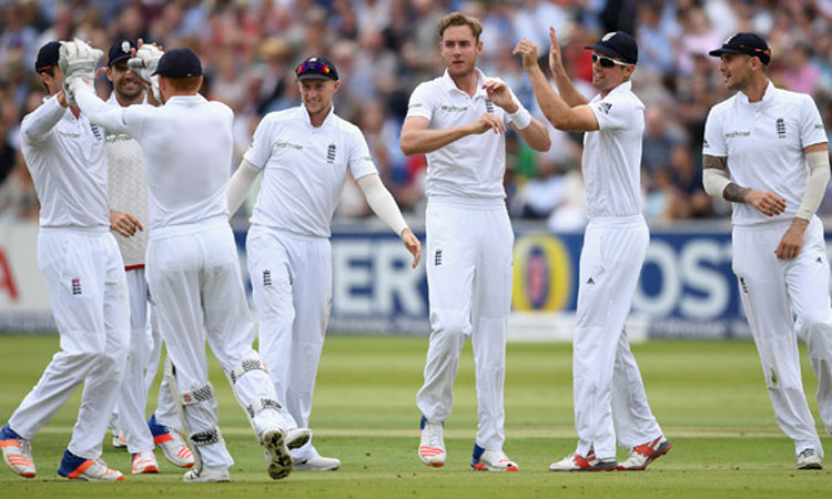 നാലരക്കോടി നൽകി ഇംഗ്ലീഷ് ക്രിക്കറ്റ്​​ താരങ്ങൾ